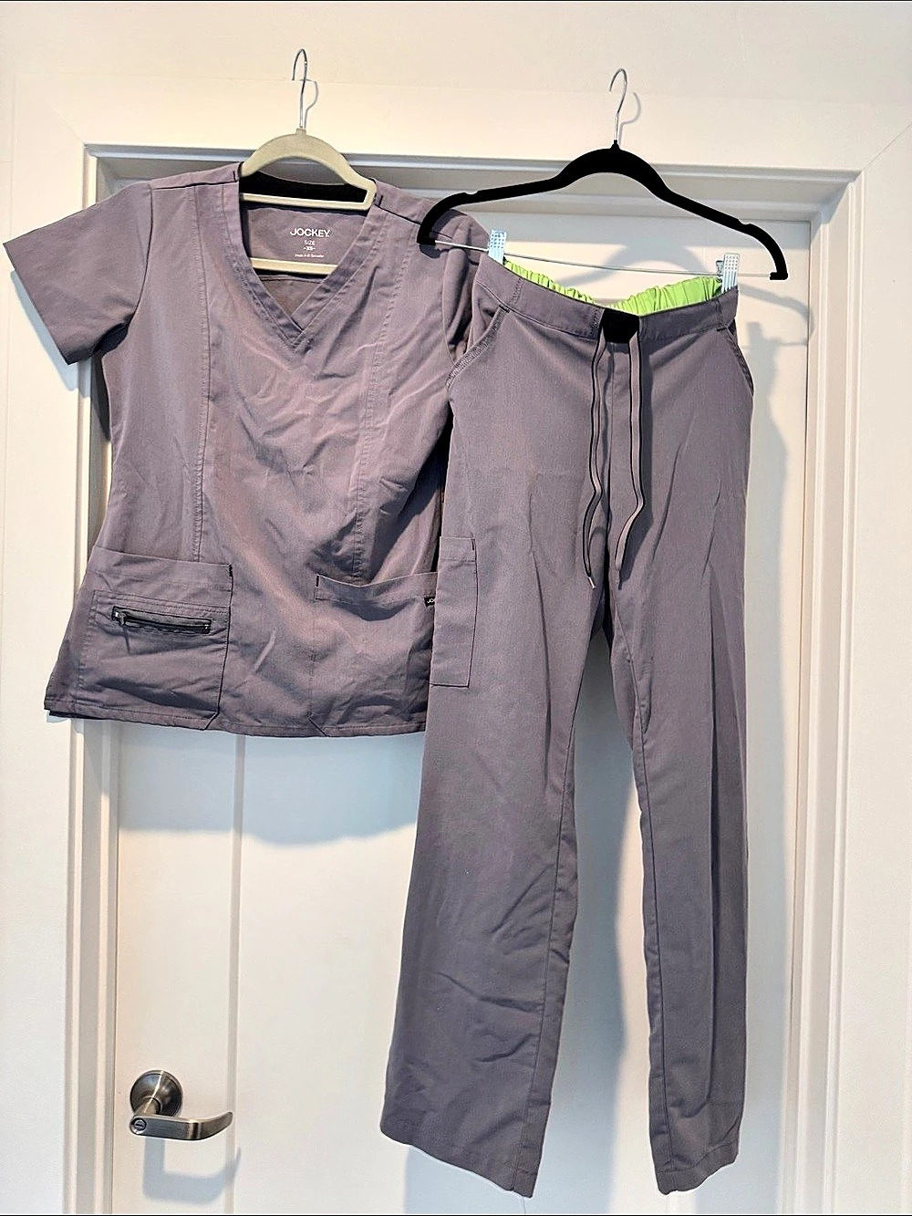Jockey Women's V-Neck Scrub Set gray